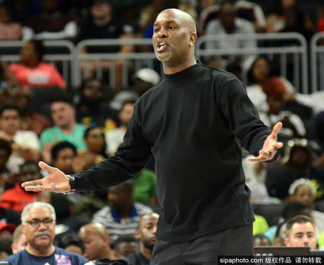 身后空间持 身后空间持